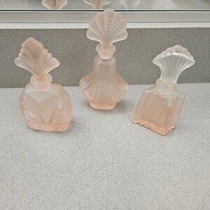 BRAND NEW SET OF 3 PINK FROSTED GLASS PERFUME BOTTLES WITH ARCHED FAN STOPPERS